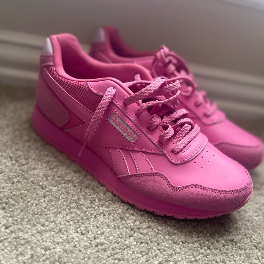 NEW Reebok Classics